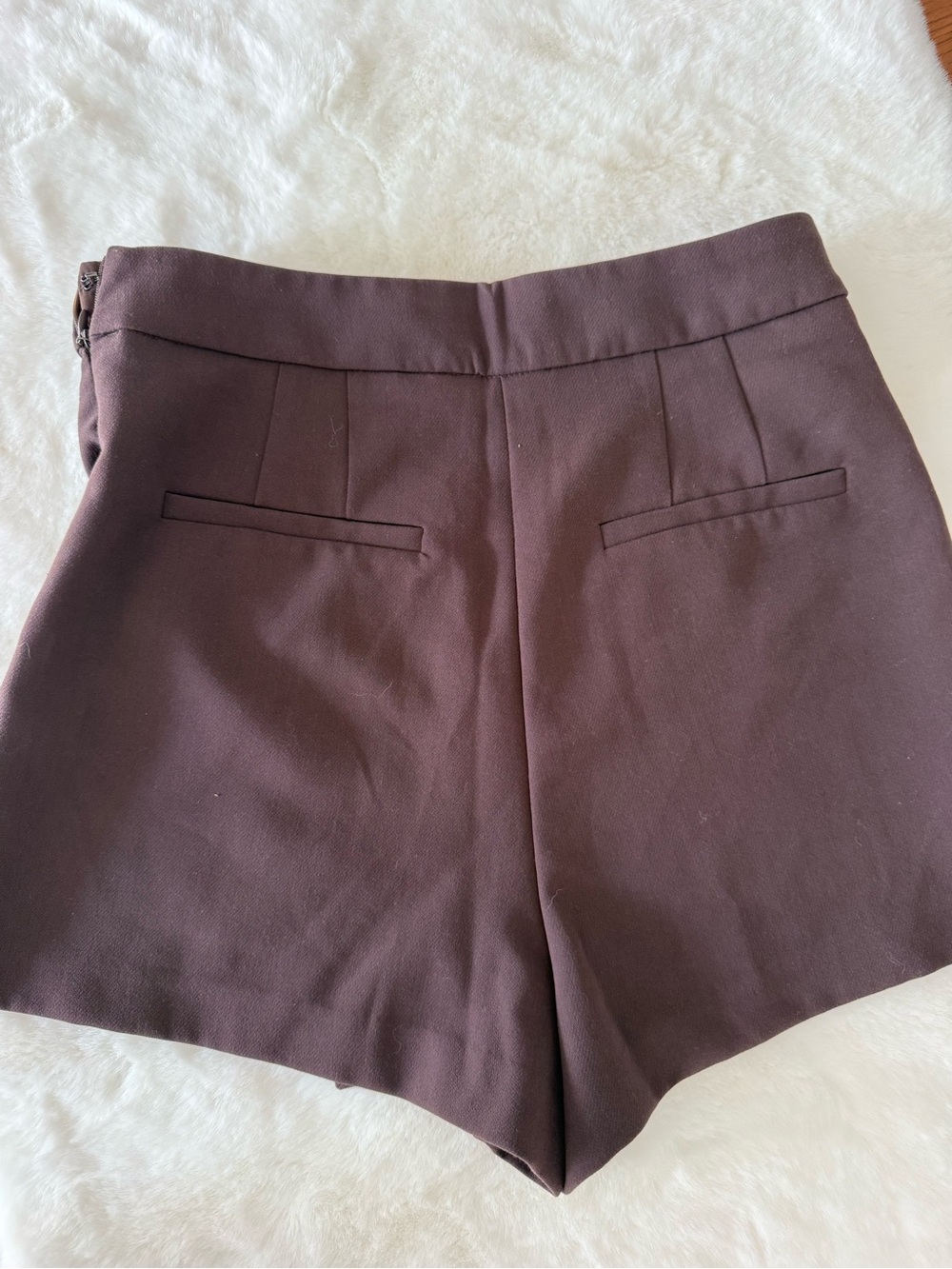 Dynamite High-Waist Tailored Skorts in Dark Brown